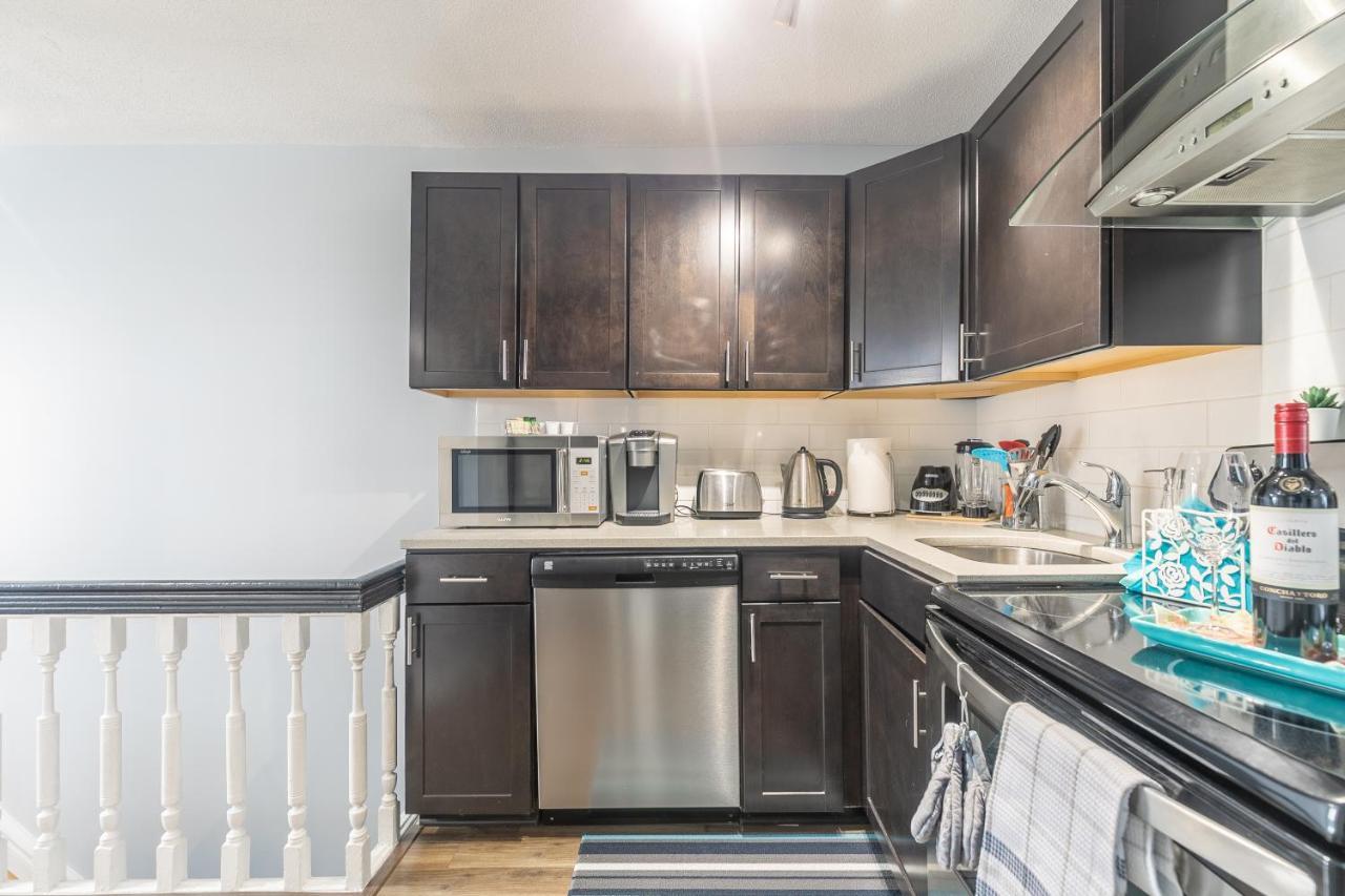 Newly Renovated - Modern 1Br With Rooftop Terrace! Daire Ottawa Dış mekan fotoğraf